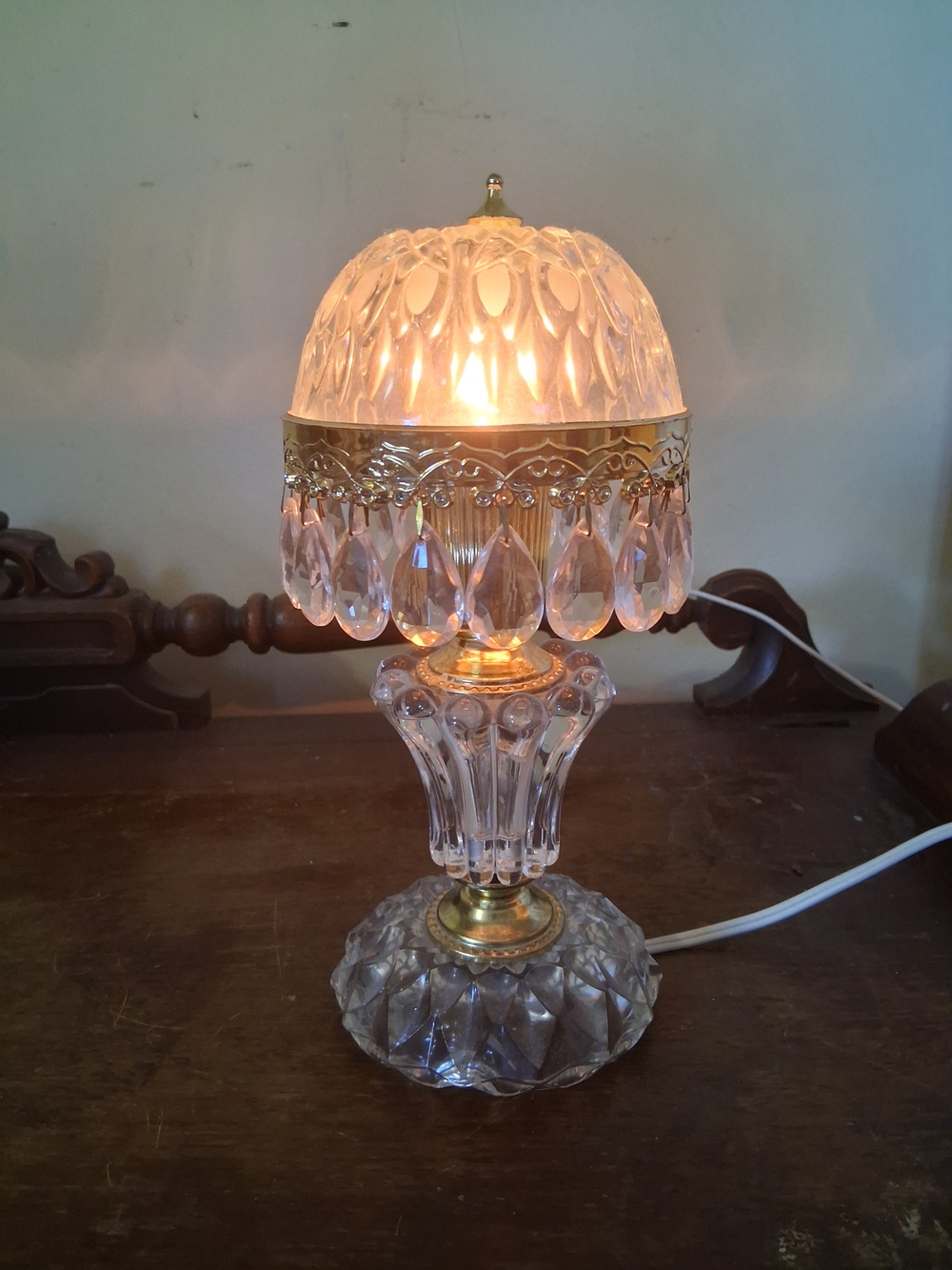 Vintage Michelotti Crystal Boudoir Parlor Lamp